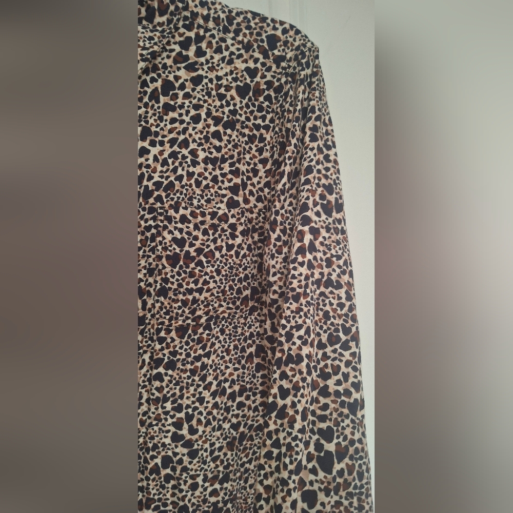 Beach Lunch Lounge Women's Animal Print Blouse S Button Up Long Sleeves Boho - Picture 6 of 9